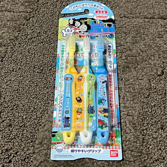 Pack of 3 Thomas the Tank Engine / Thomas & Friends Children’s Toothbrushes Kid - Picture 1 of 9